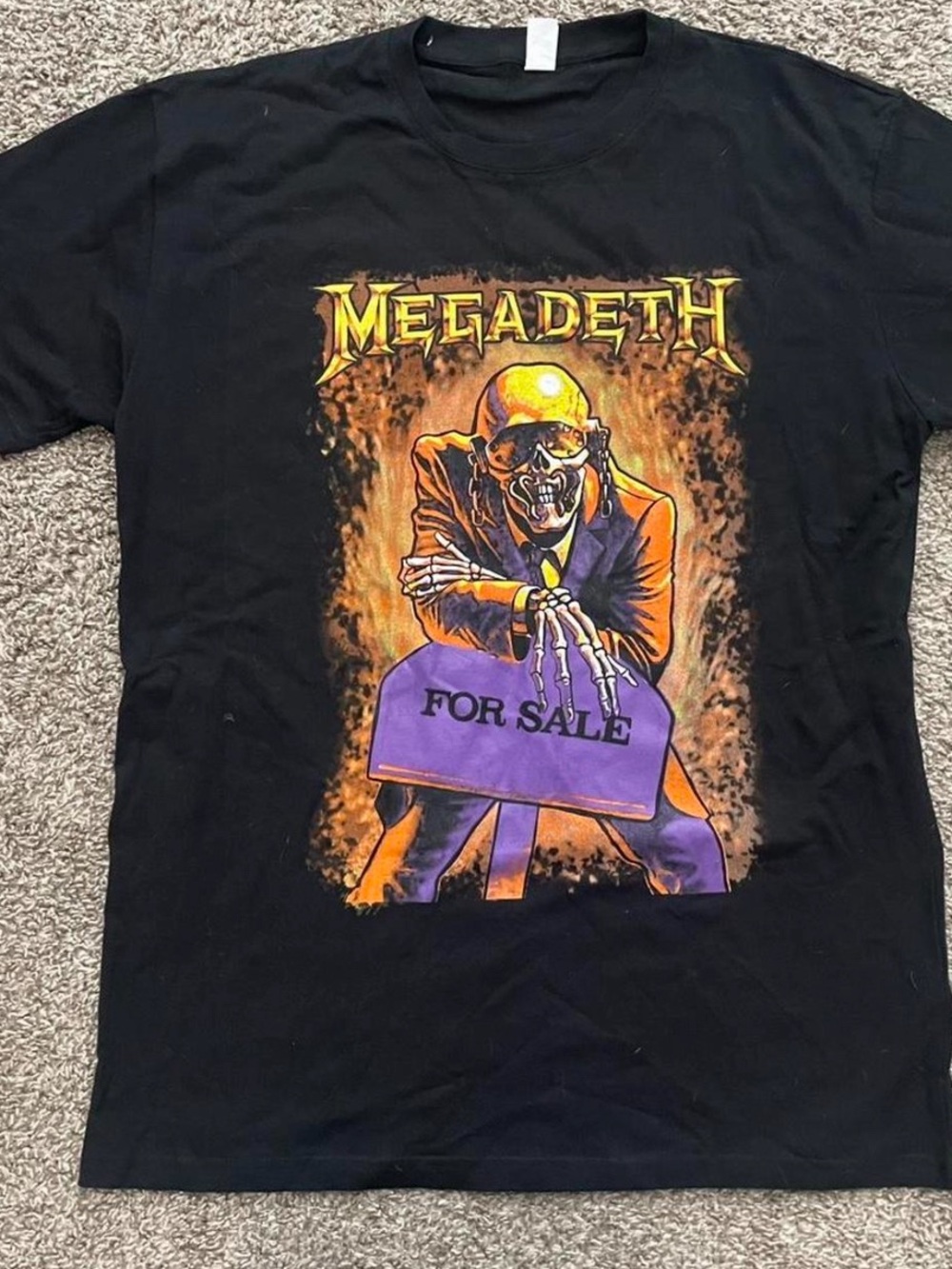 Megadeth band tee.